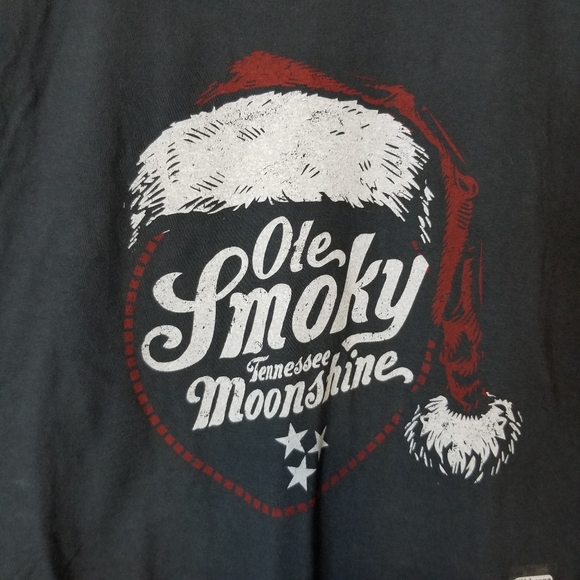 Ole Smoky Moonshine Christmas Tee NWT - Picture 2 of 7